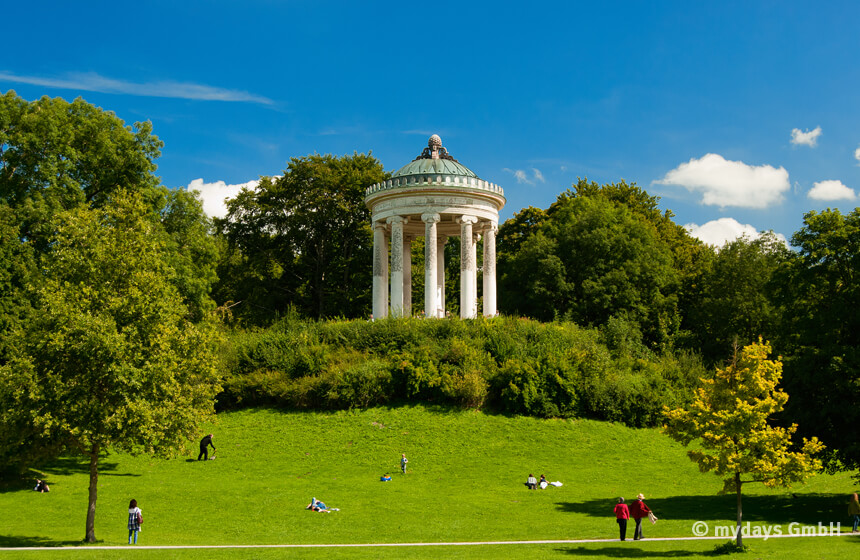 Ein perfekter Tag in München - Der Englische Garten ist eine beliebte Sehenswürdigkeit in München.