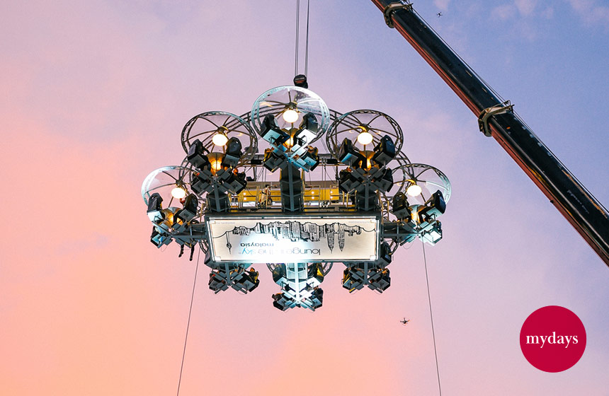 Dinner in the Sky