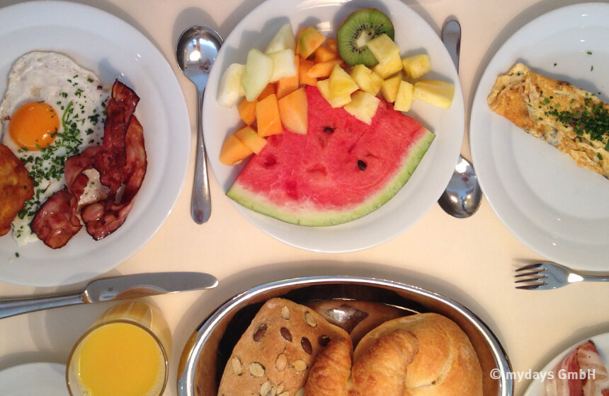 Travelcharme Fürstenhaus Frühstück im Hotel