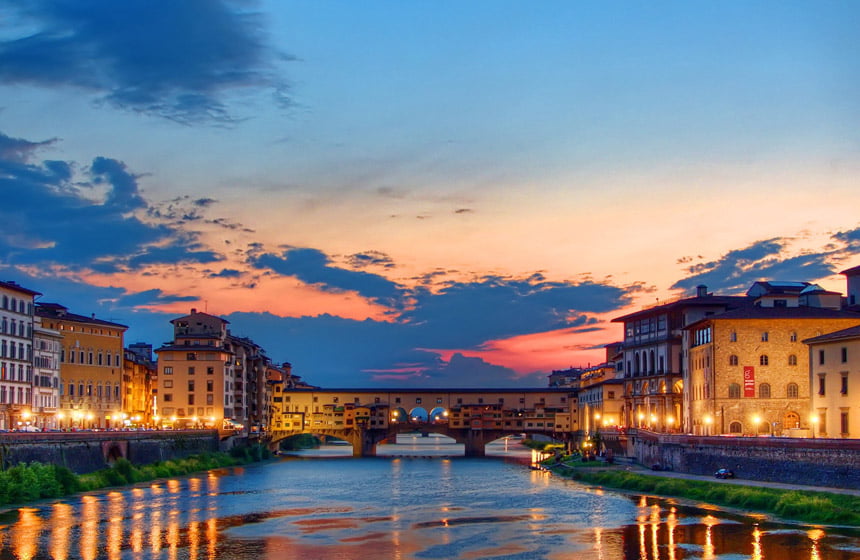 Die Vecchio-Brücke in Florenz