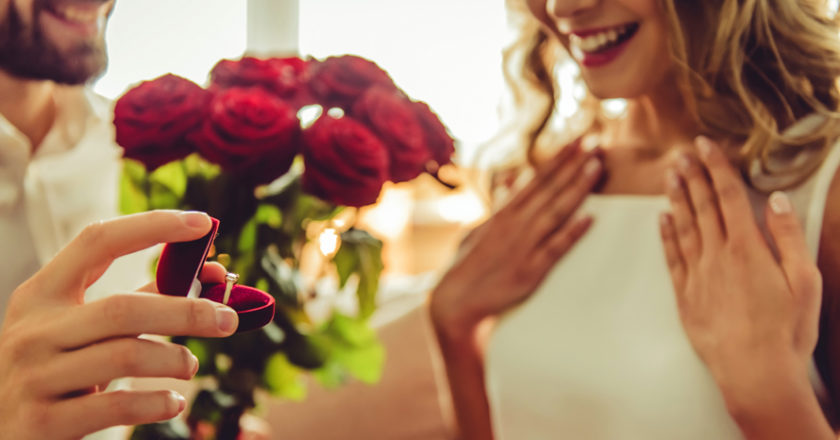 Heiratsantrag Ring Blumen