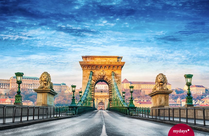 die Kettenbrücke in Budapest