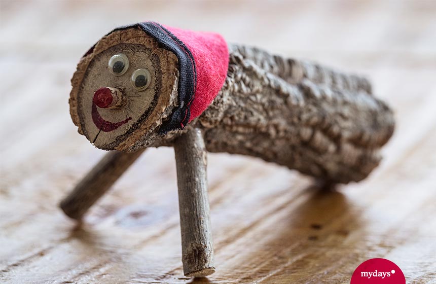 weihnachtsbrauch spanien tio de nadal Holzblock